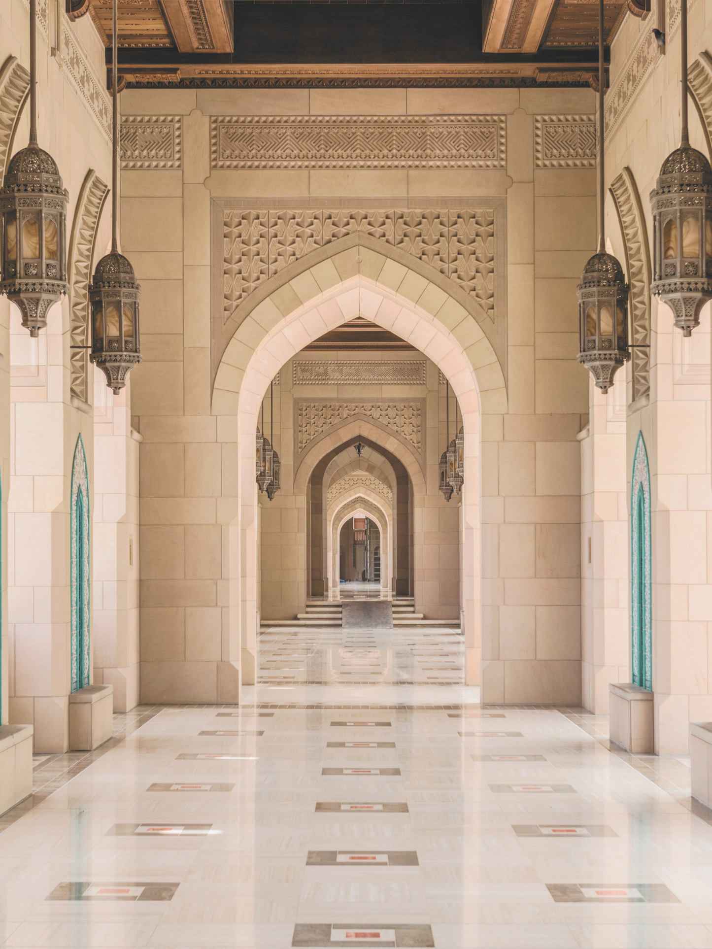 Qaboos 1