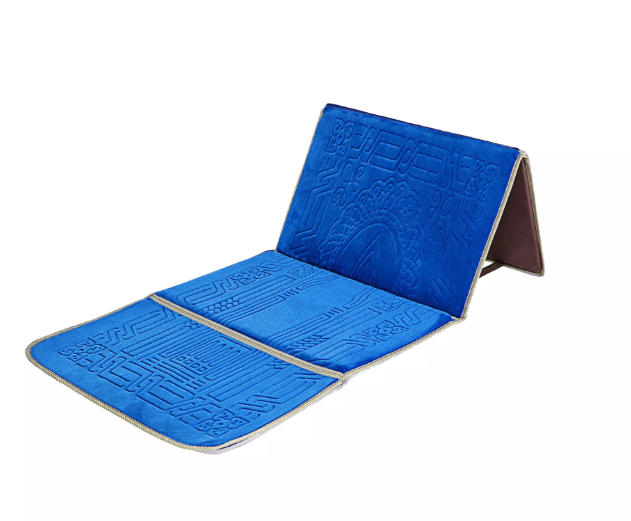 Prayer rug with backrest