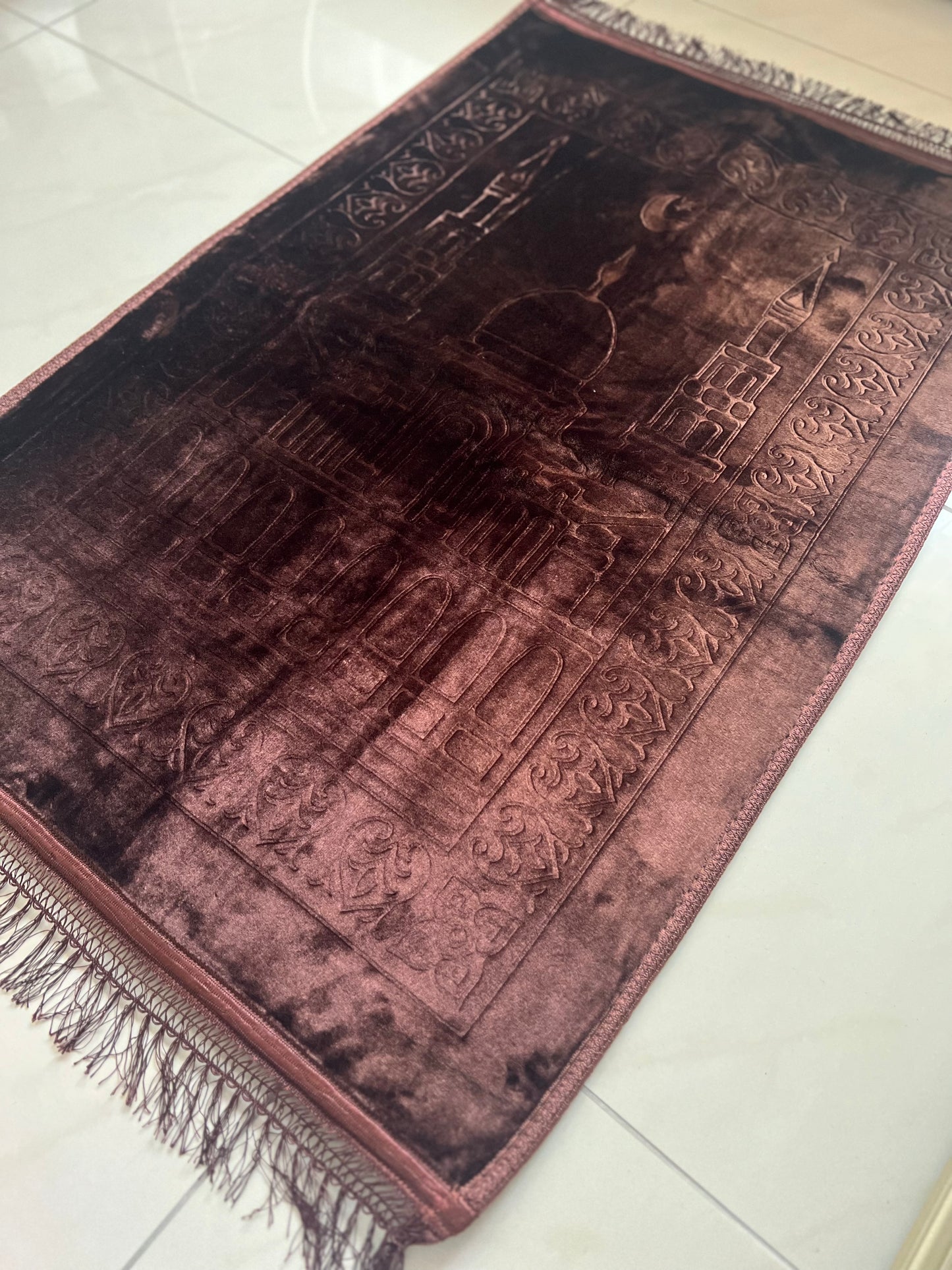 Luxurious prayer rug