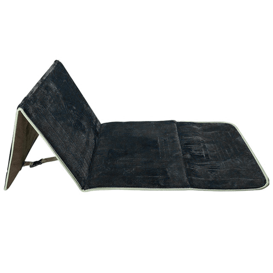 Prayer rug with backrest